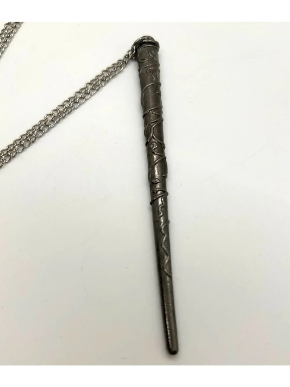 Magic Wand Necklace Silvertone Vine Leaf Pendant Wizard Witch Cosplay Costume
